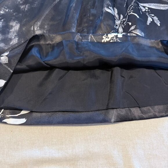 JS Collections Black Floral Satin Dress - Size 8 - NWT - Picture 6 of 10